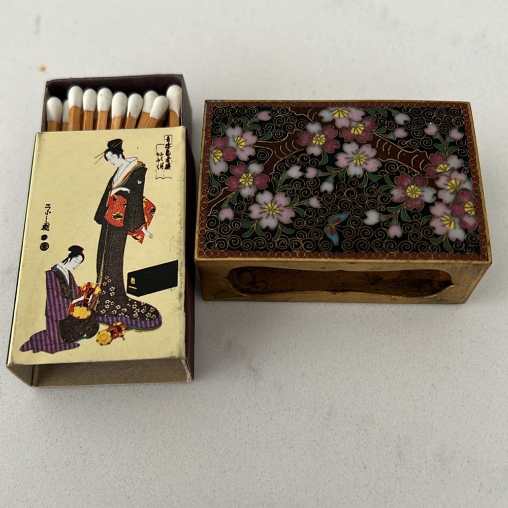 Early 20th Century Japanese
Cloisonne Enamel  Matchbox Cover + matches